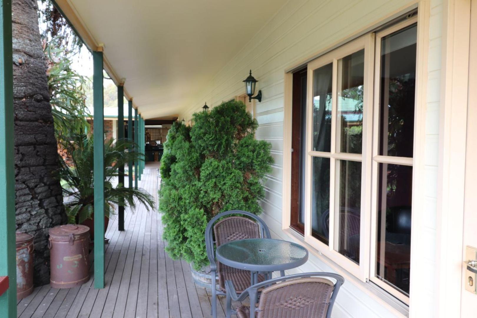 Newmerella Snowy River Homestead מראה חיצוני תמונה